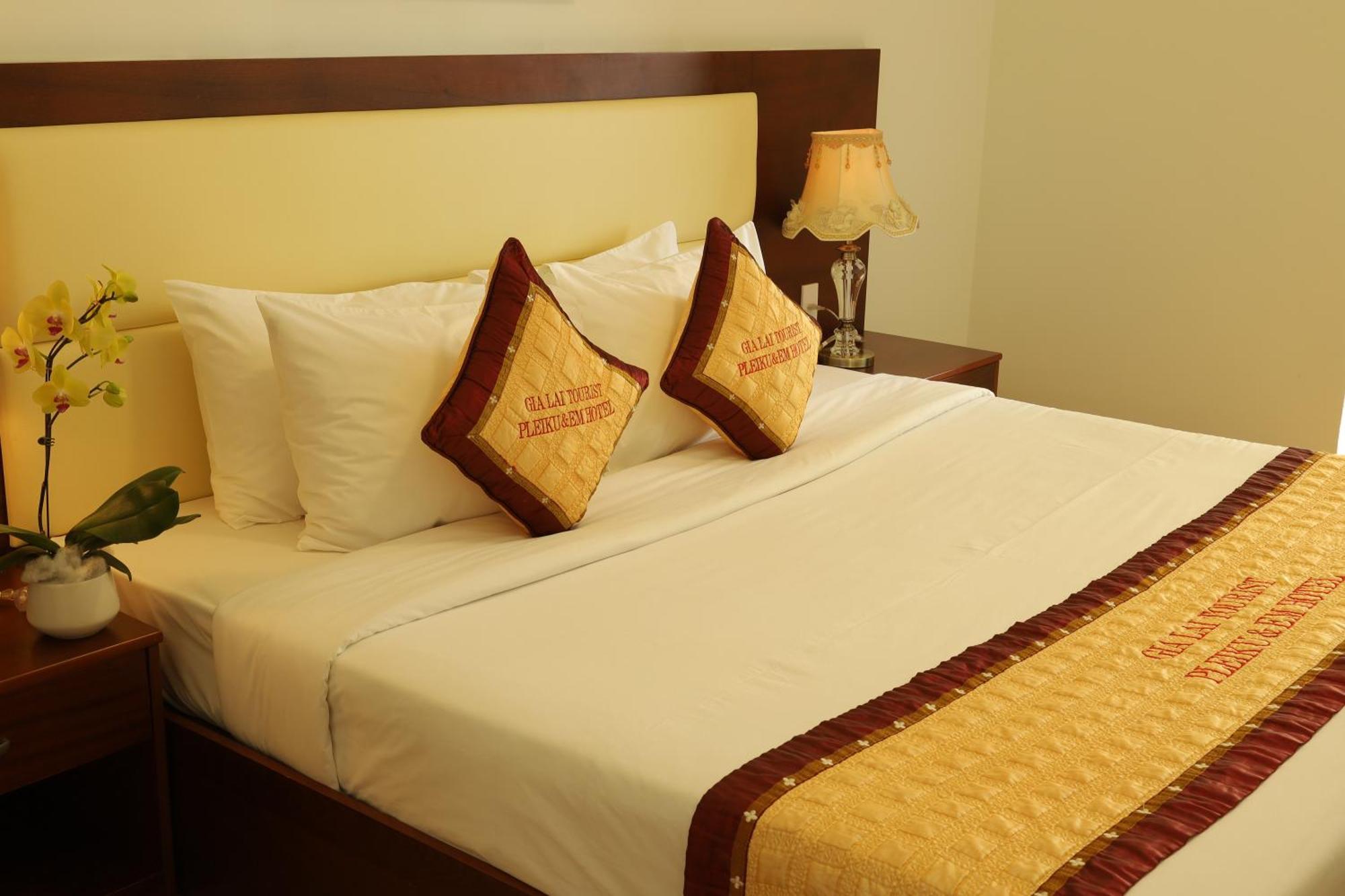 Pleiku & Em Hotel By Gia Lai Tourist المظهر الخارجي الصورة
